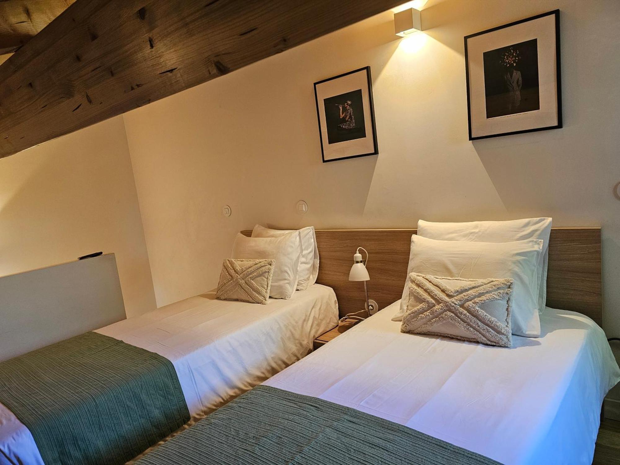 Polery Apartments Center Guimaraes Room photo